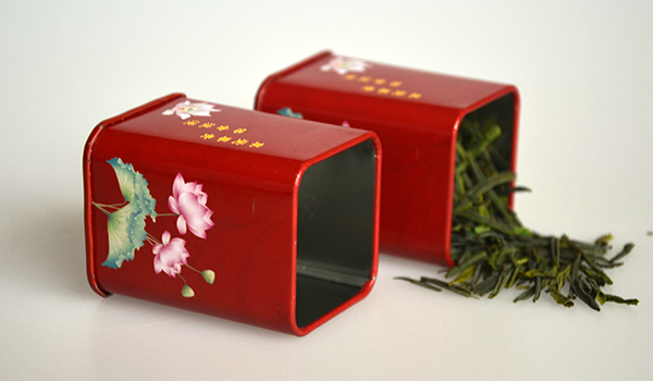 高档茶叶铁盒包装.jpg