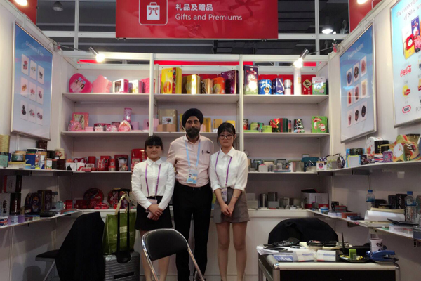 广交会客户合影