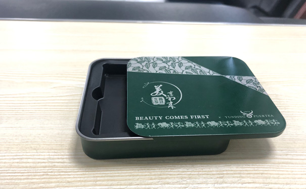 普洱茶铁盒包装