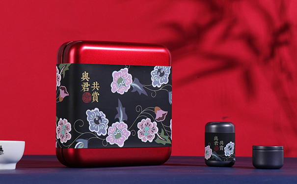 铁盒